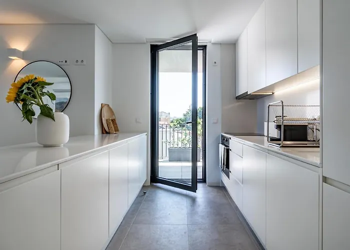 Bonfim Living - Great Location, Al Fresco Dining And Free Private Parking Apartment Porto