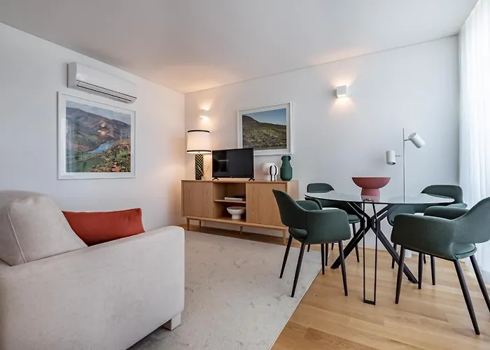 Apartment Bonfim Living - Great Location, Al Fresco Dining And Free Private Parking *