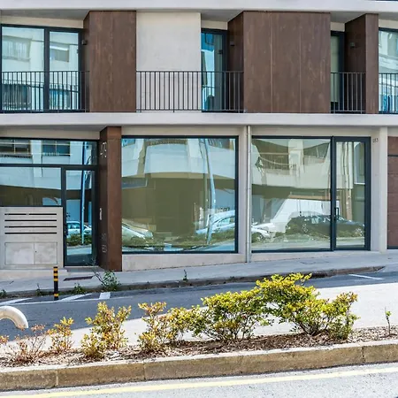 Bonfim Living - Great Location, Al Fresco Dining And Free Private Parking * Porto