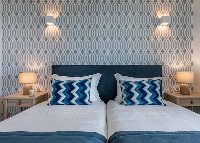 Bonfim Living - Great Location, Al Fresco Dining And Free Private Parking Porto