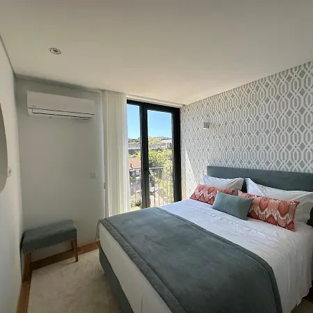 Bonfim Living - Great Location, Al Fresco Dining And Free Private Parking * Oporto