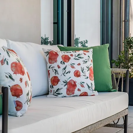 Apartamento Bonfim Living - Great Location, Al Fresco Dining And Free Private Parking